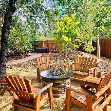 Custom Single Story Cabin With Jacuzzi Pool Table & Big Game Room With Arcade Games Big Bear Lake Buitenkant foto