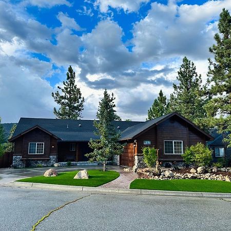 Custom Single Story Cabin With Jacuzzi Pool Table & Big Game Room With Arcade Games Big Bear Lake Buitenkant foto