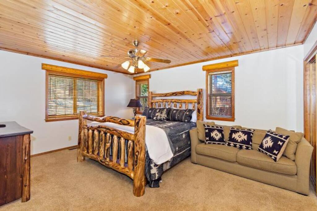 Custom Single Story Cabin With Jacuzzi Pool Table & Big Game Room With Arcade Games Big Bear Lake Buitenkant foto