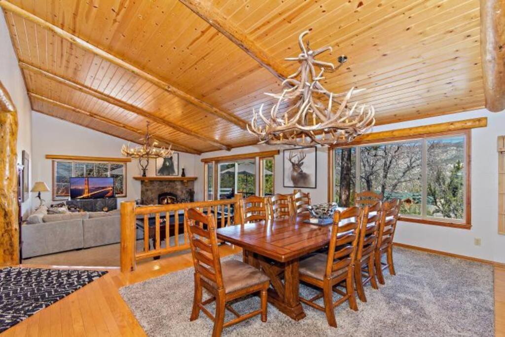 Custom Single Story Cabin With Jacuzzi Pool Table & Big Game Room With Arcade Games Big Bear Lake Buitenkant foto