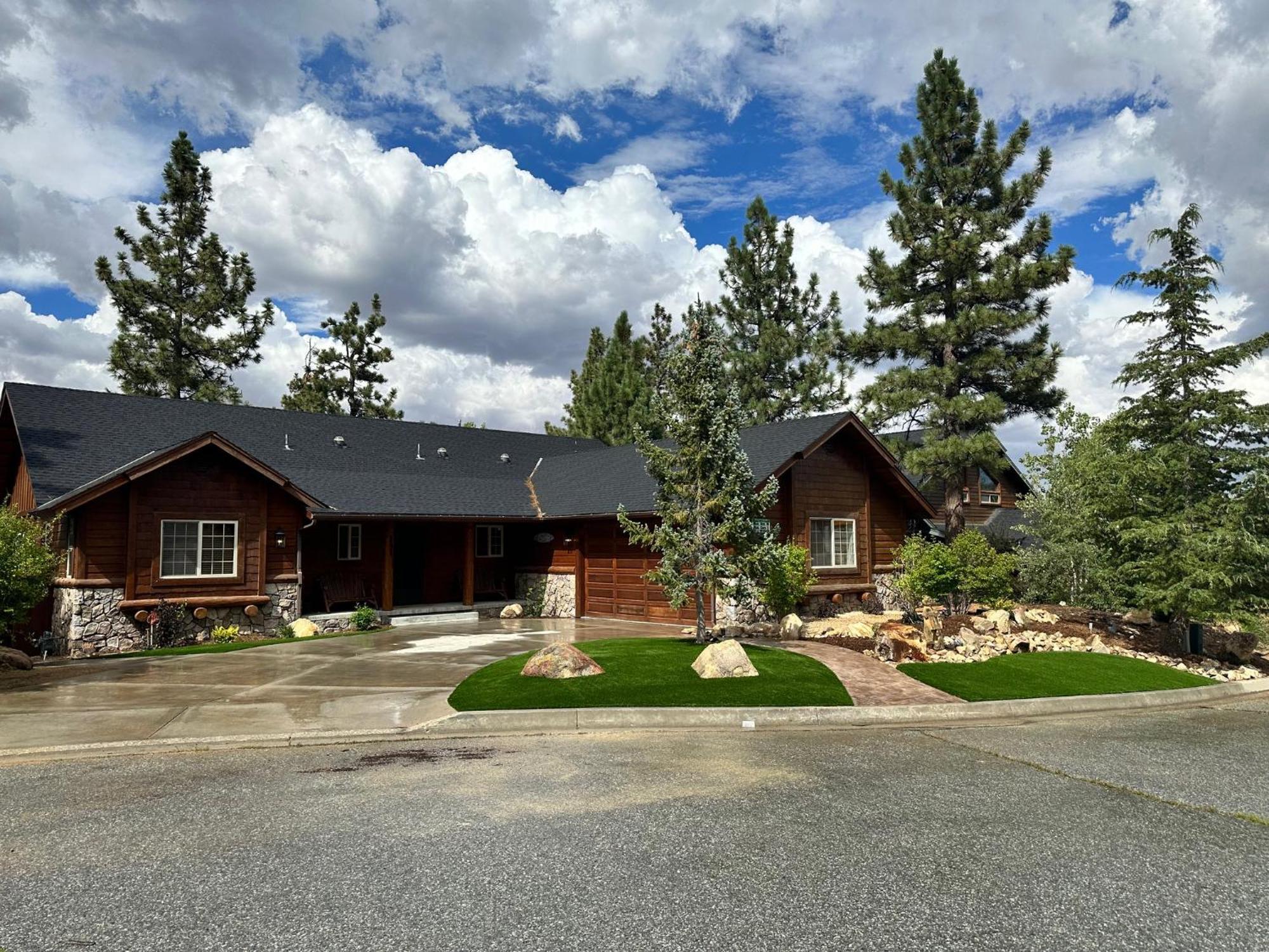 Custom Single Story Cabin With Jacuzzi Pool Table & Big Game Room With Arcade Games Big Bear Lake Buitenkant foto